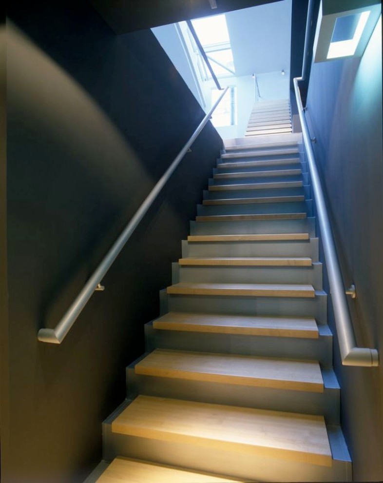 Пентхаус: Лестница со второго на третий уровень