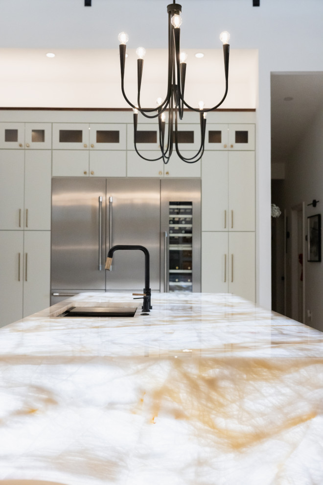 Pine Project: A Fusion of Warmth and Elegance