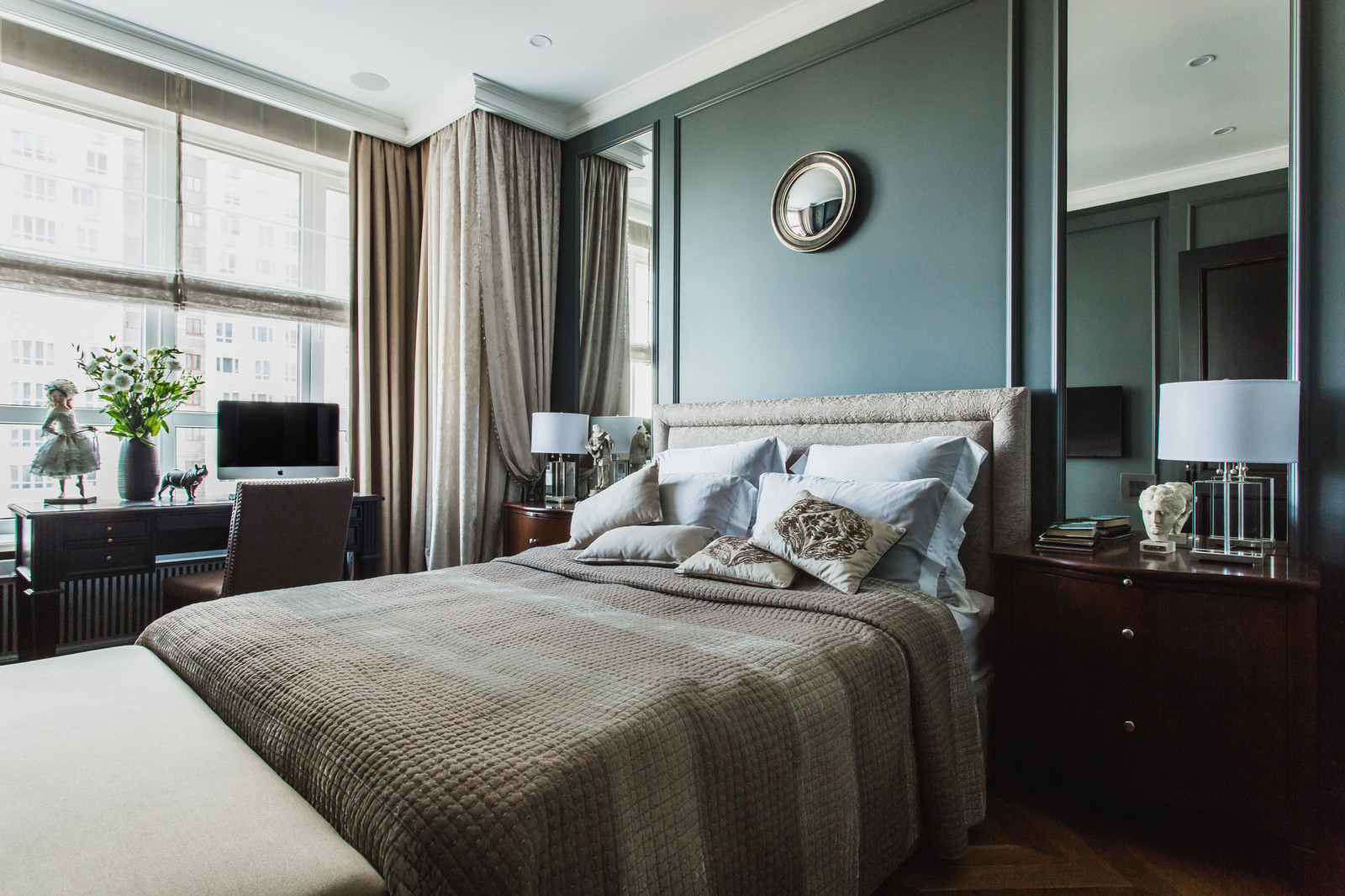 В гостях: Яркая квартира и мастерская художницы по куклам