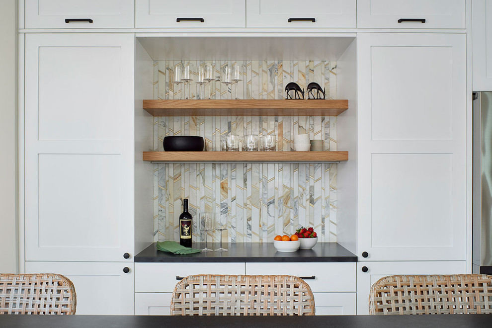 Kitchen - kitchen idea in Denver