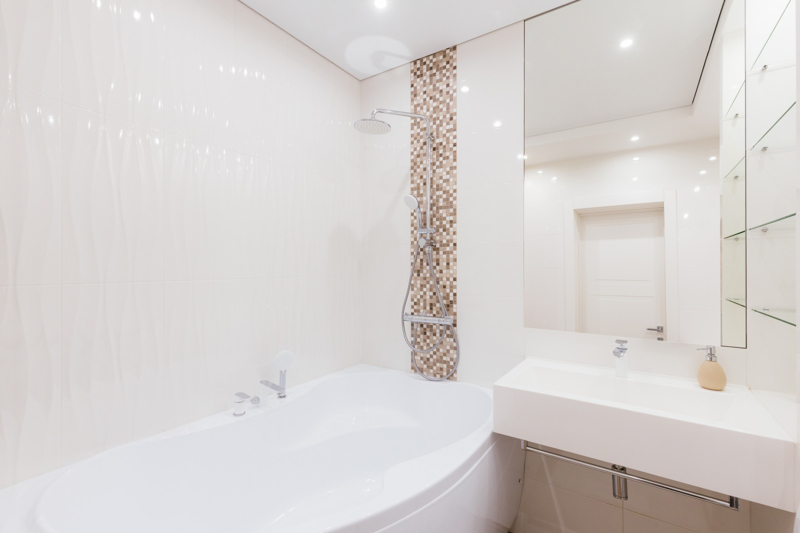 Реализованный дизайн-проект квартиры 4+ г.Тюмень