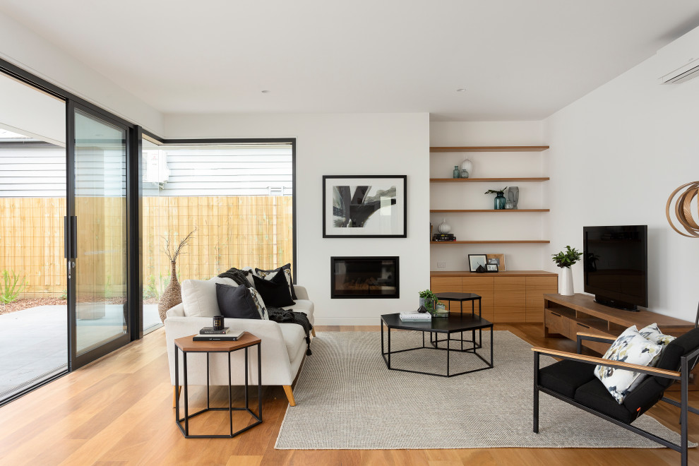 Contemporary living room in Melbourne.