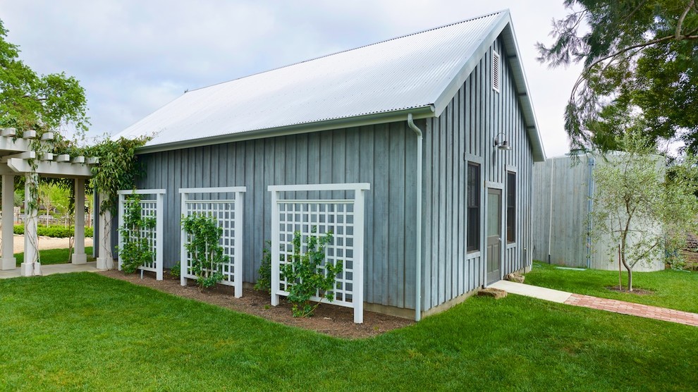 Design ideas for an expansive country detached shed and granny flat in San Francisco.