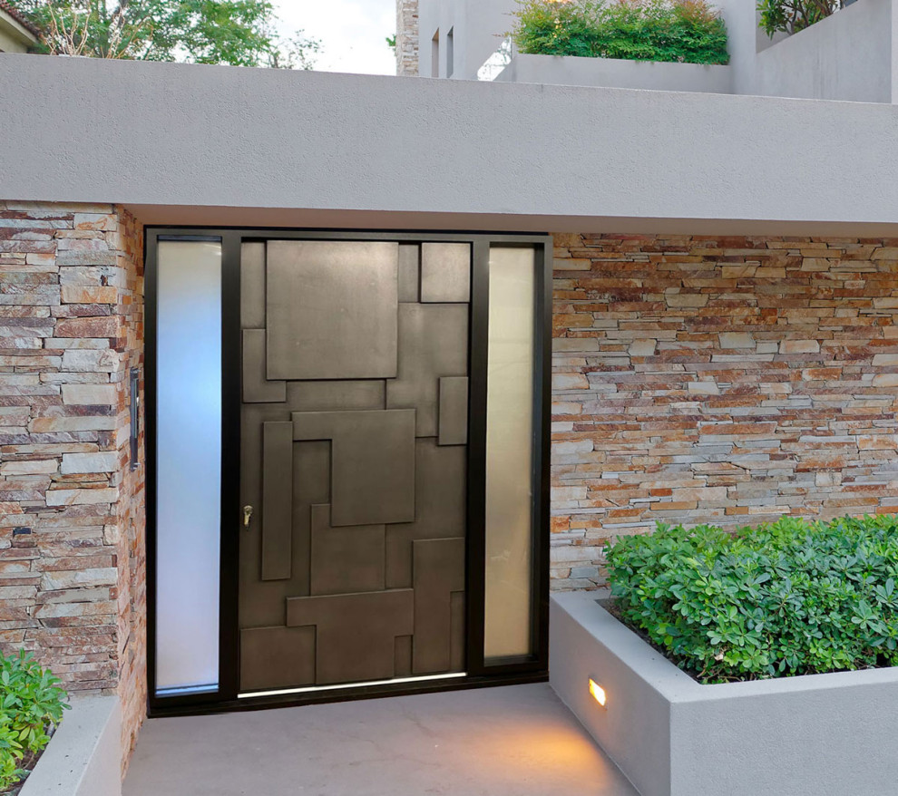 This is an example of a contemporary entryway in Cornwall.