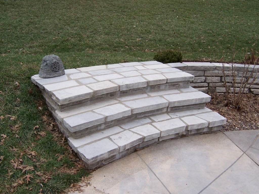 Des Peres Missouri Stone Masonry Step Set to Patio