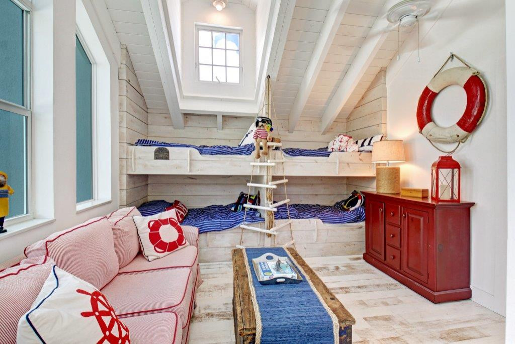 Tequesta, Waterfront Townhouse