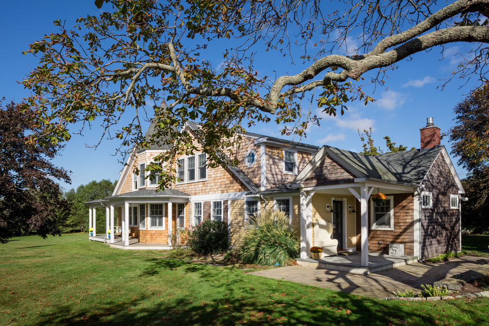 Family Farmhouse Addition - Robert Brewster, Warren Jagger Photography