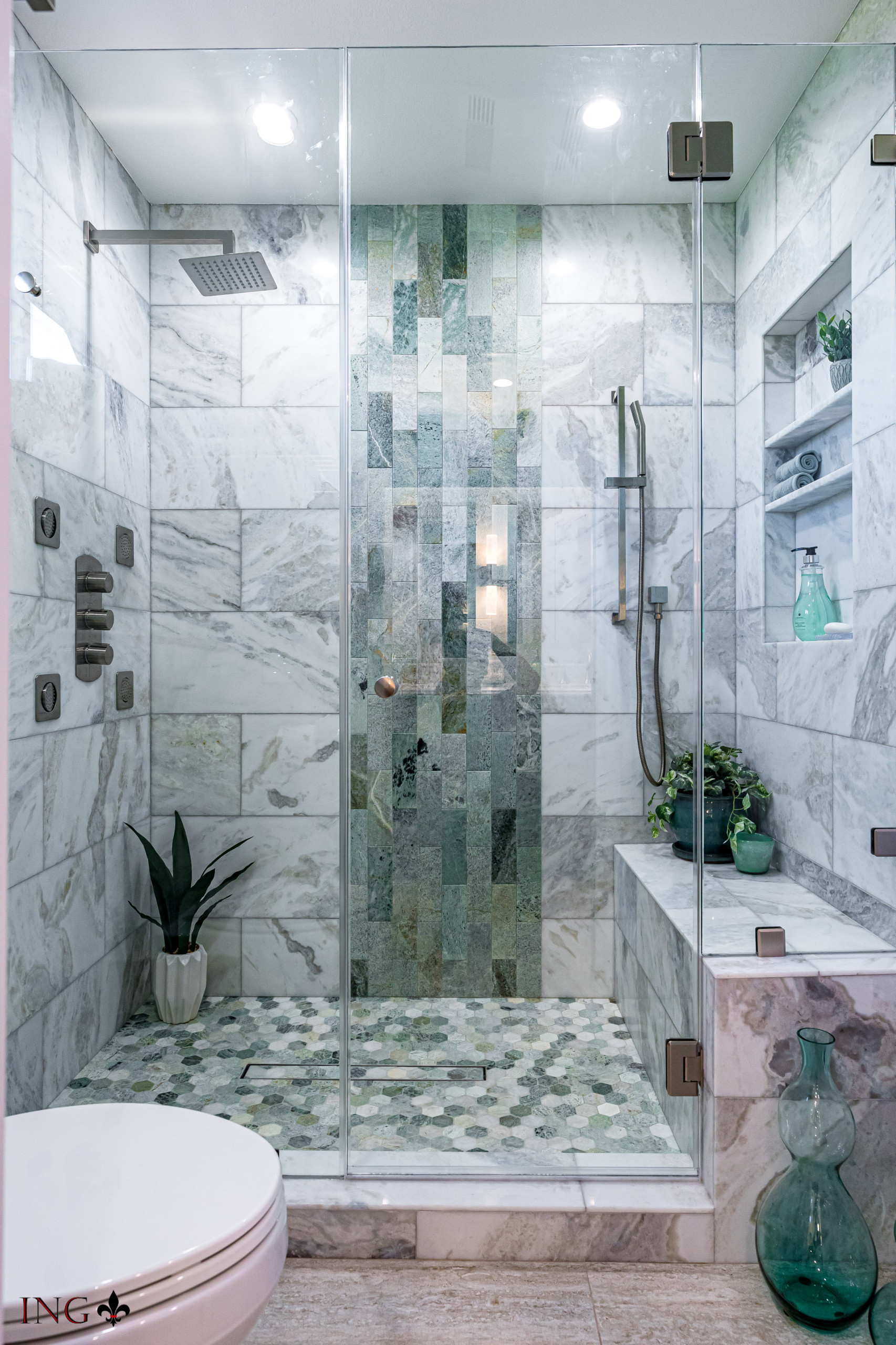 Shower Tile & Shower Closure Installation