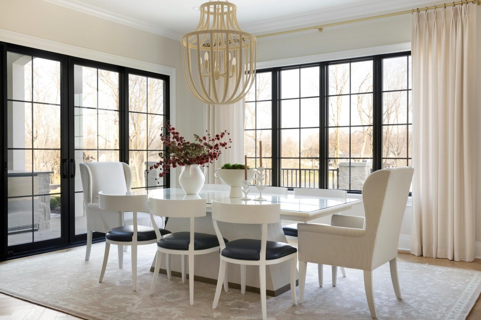 Indianapolis House - Traditional - Dining Room - Minneapolis - by Bria ...