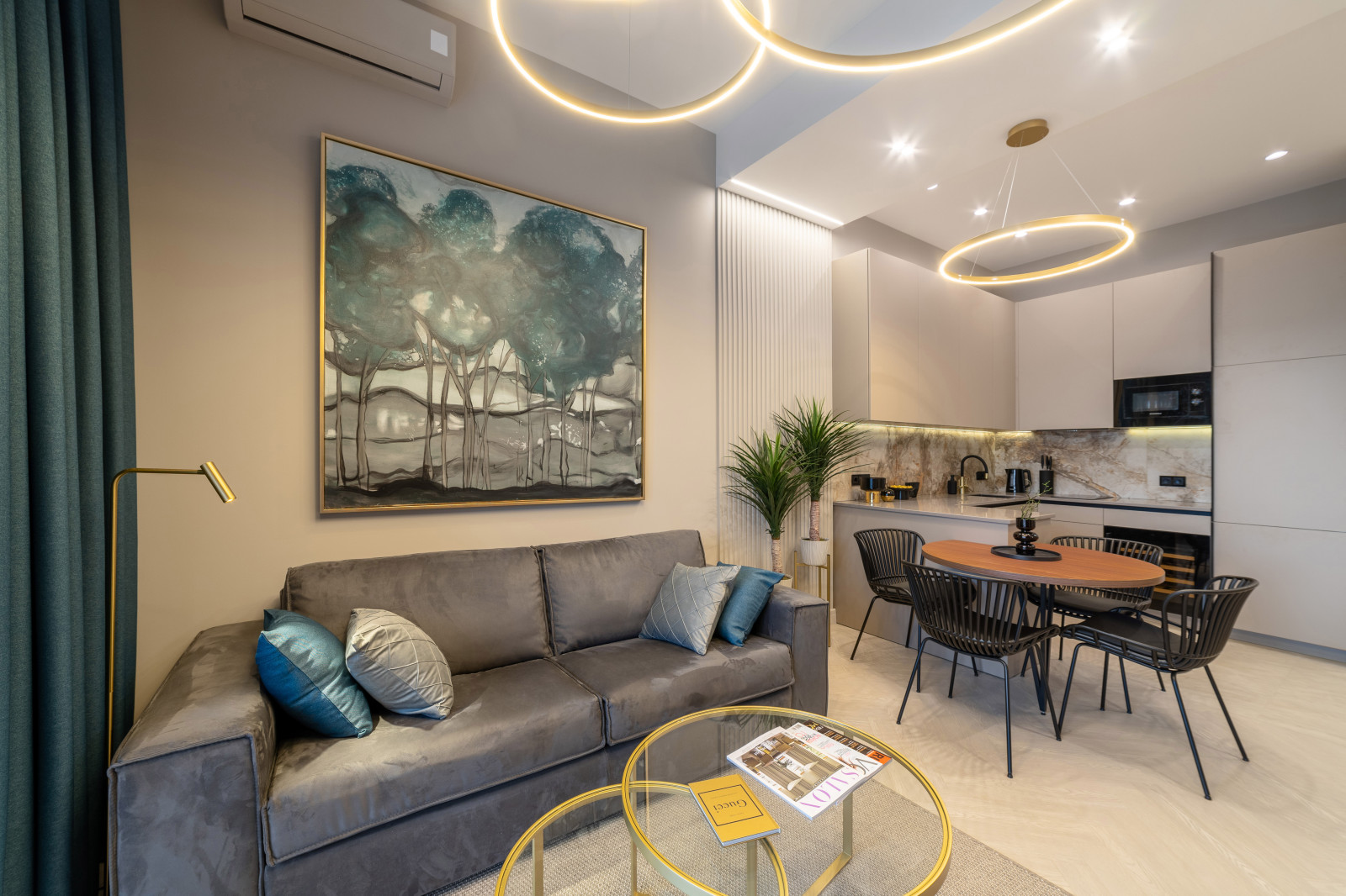 Квартира с современным ремонтом в Сочи