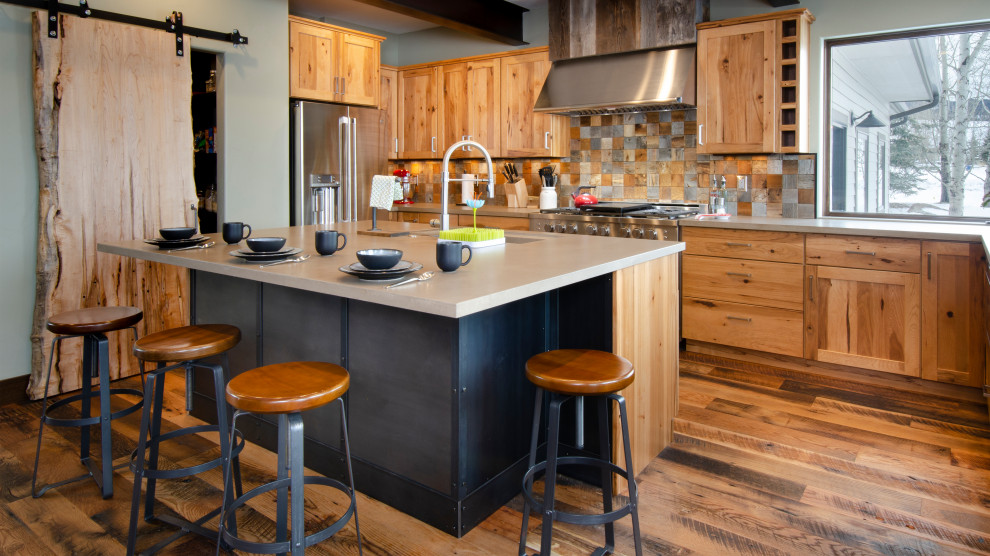 Kitchen pantry - transitional l-shaped kitchen pantry idea with an island