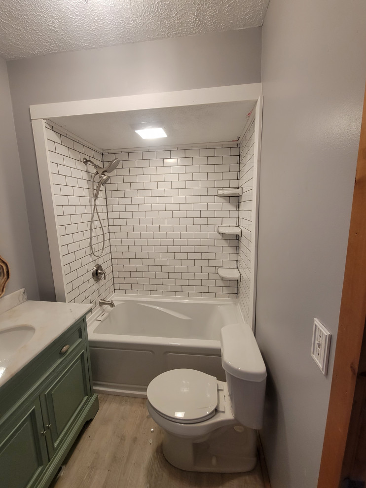 State Rd Bathroom
