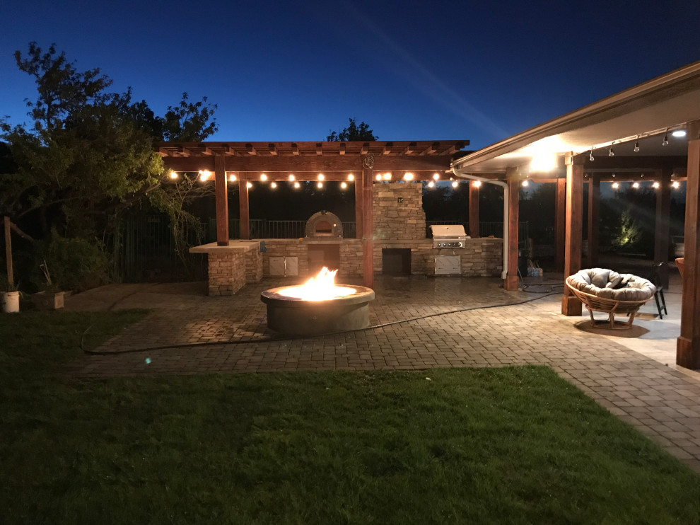 Mountain style home design photo in Phoenix