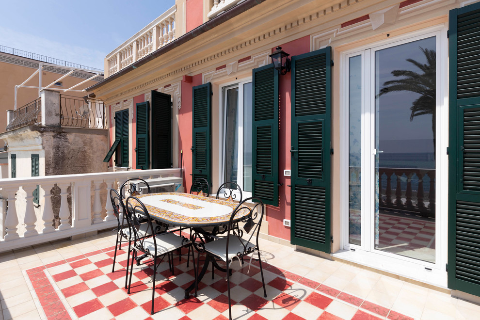 Esempio di una terrazza contemporanea