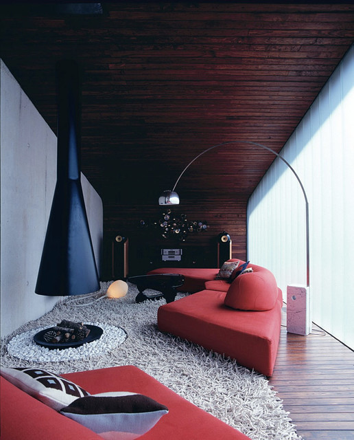 Edra contemporary-living-room