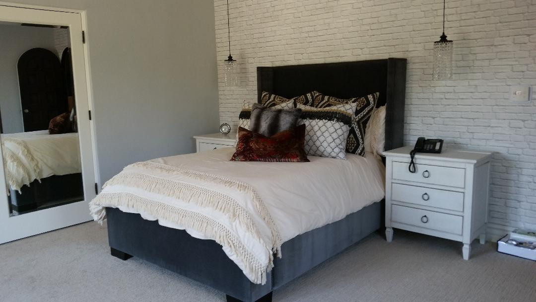 Bedroom & Hang out