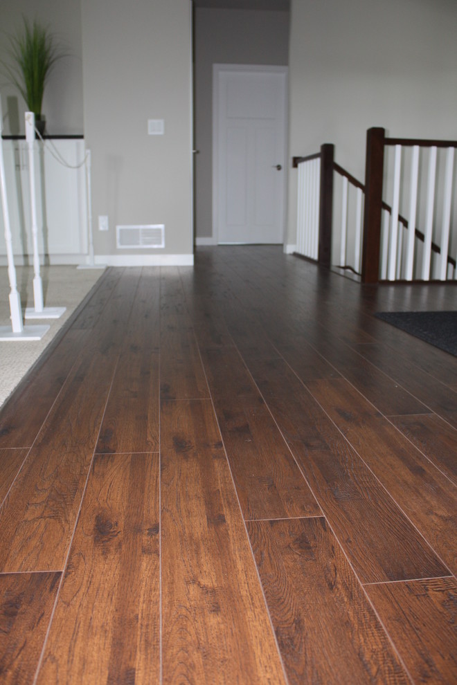 Entryway - transitional entryway idea