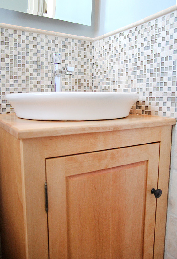 Beach Inspired Power Room - Pointe-Claire, QC