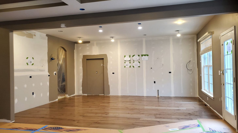 Home design - transitional home design idea
