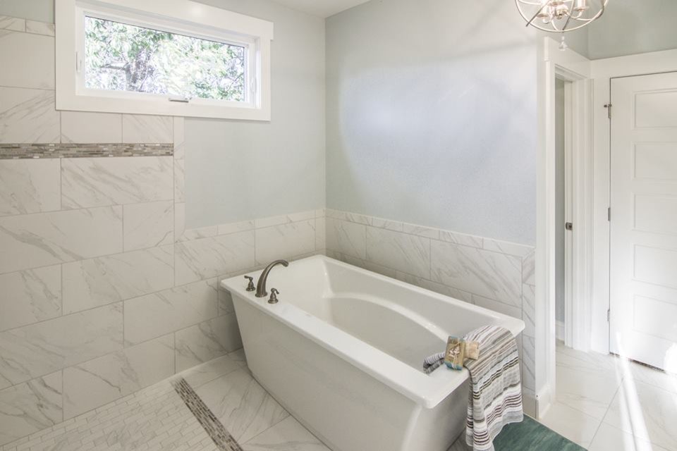 Bathroom - transitional bathroom idea