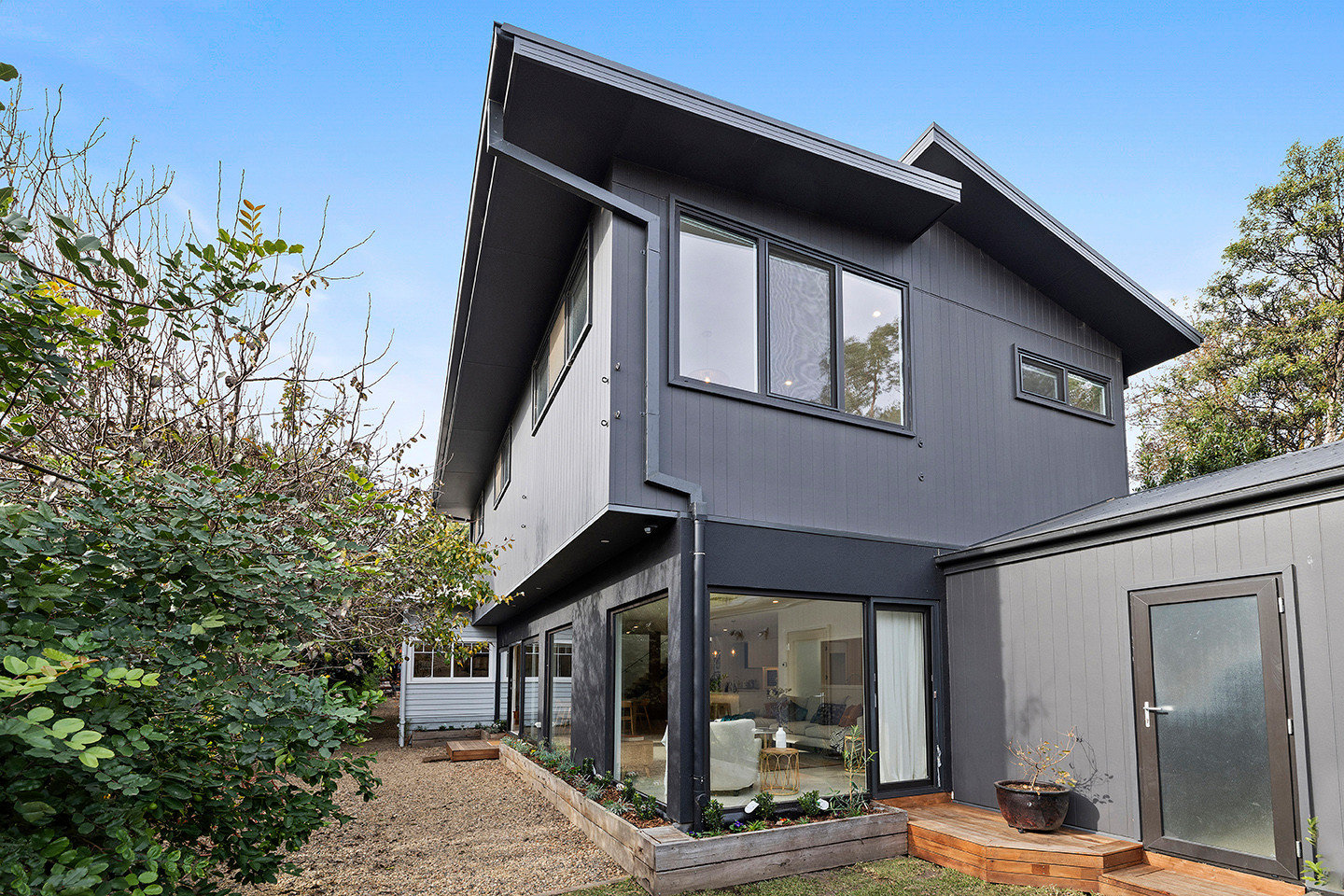 Blackburn Heritage Extension – Award-Winning Sustainable Family Home