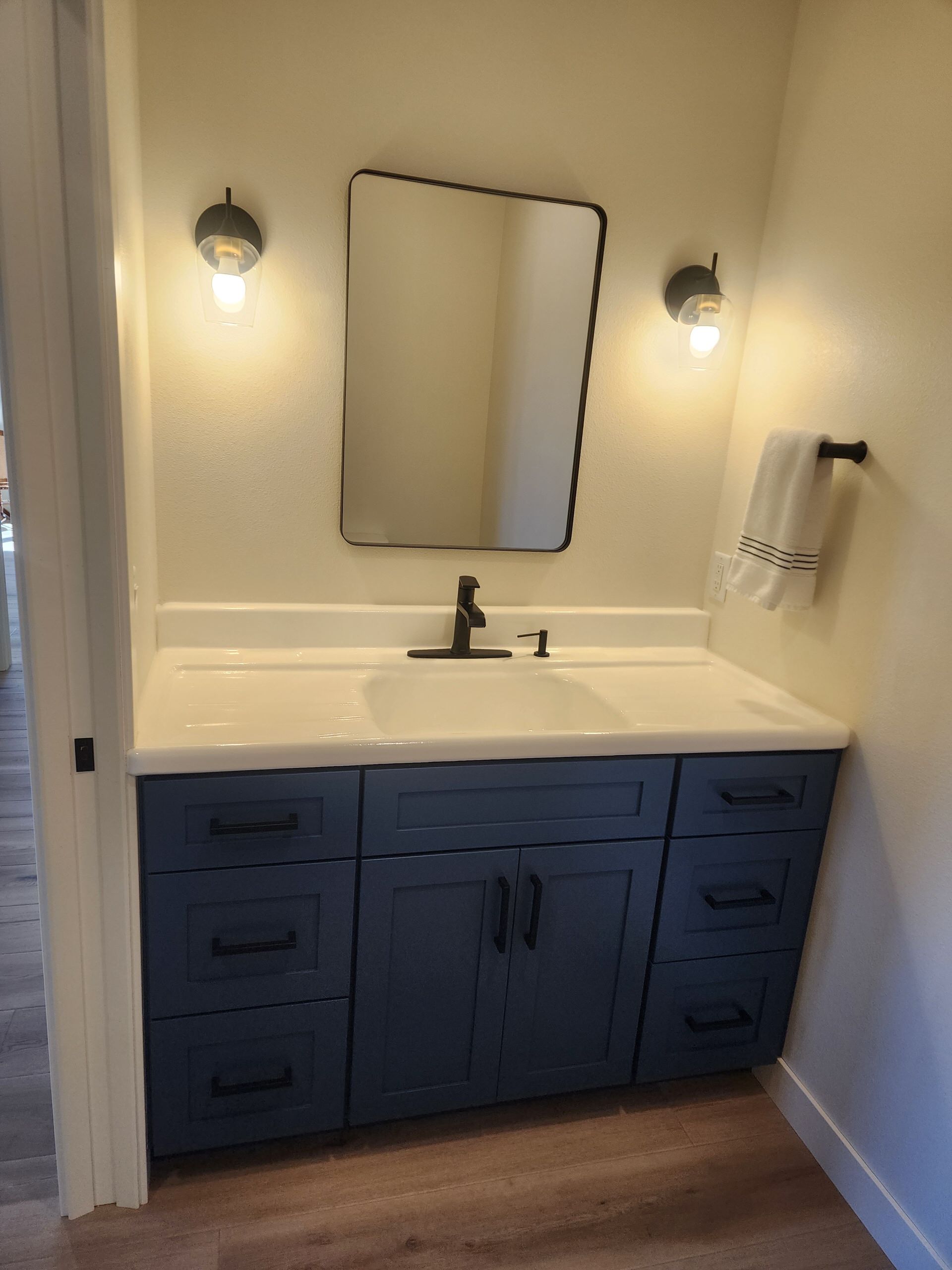 Whitewood Home with Iverson