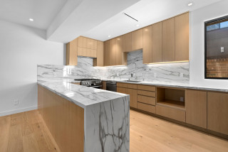 Photo 4 listed on Houzz
