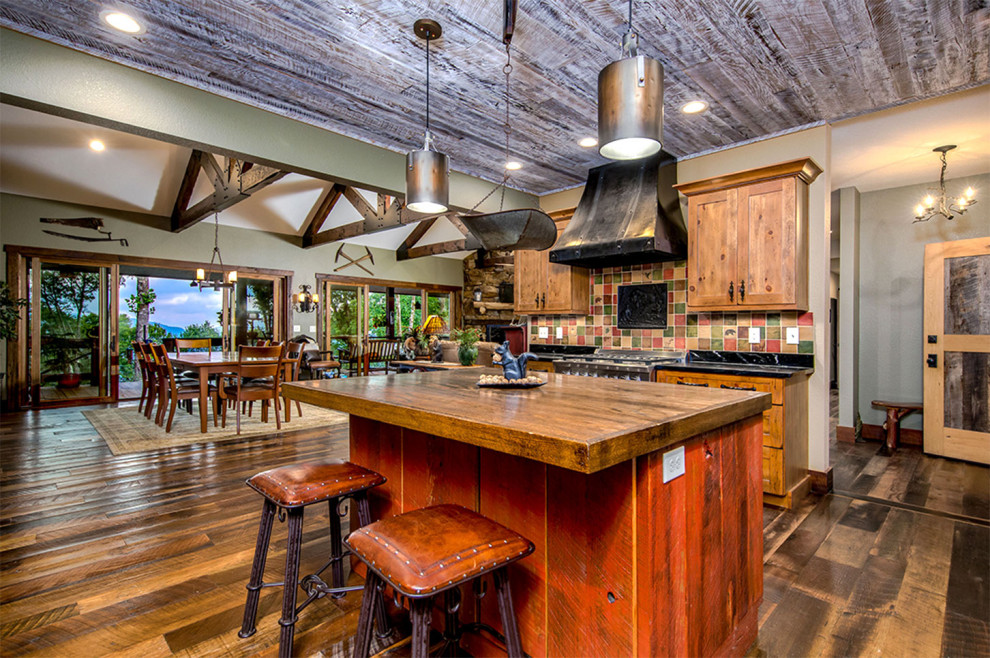 Kitchen - rustic kitchen idea