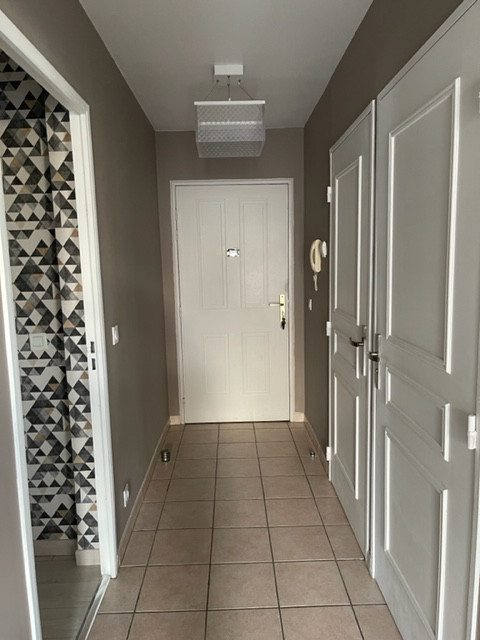 Entrée / Avant
