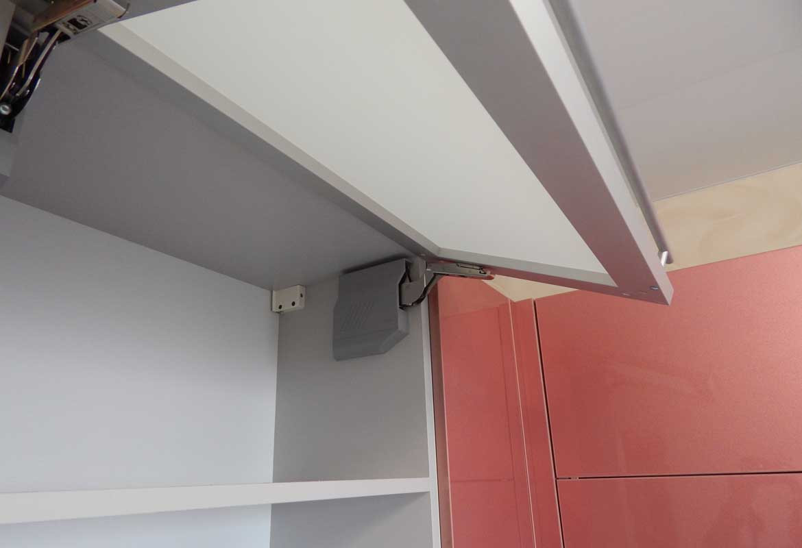 Кухни с фасадами из пластика