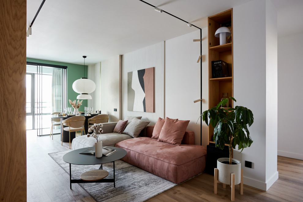 Свежая идея для дизайна: гостиная комната среднего размера в современном стиле с зоной отдыха - отличное фото интерьера