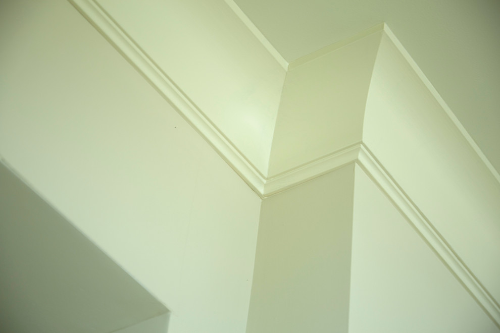 Inspiration for a transitional home design remodel in Atlanta