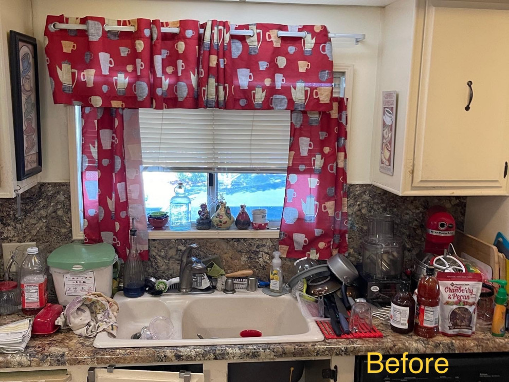 Custom Kitchen Cabinets