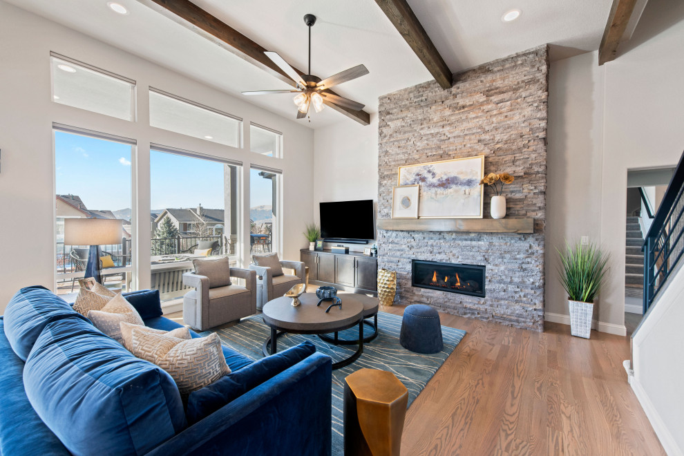 Transitional home design photo in Denver