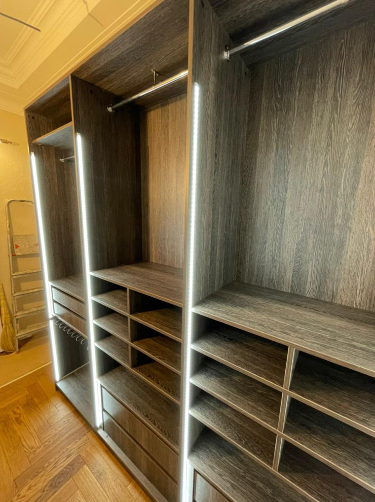 Гардеробная с подсветкой