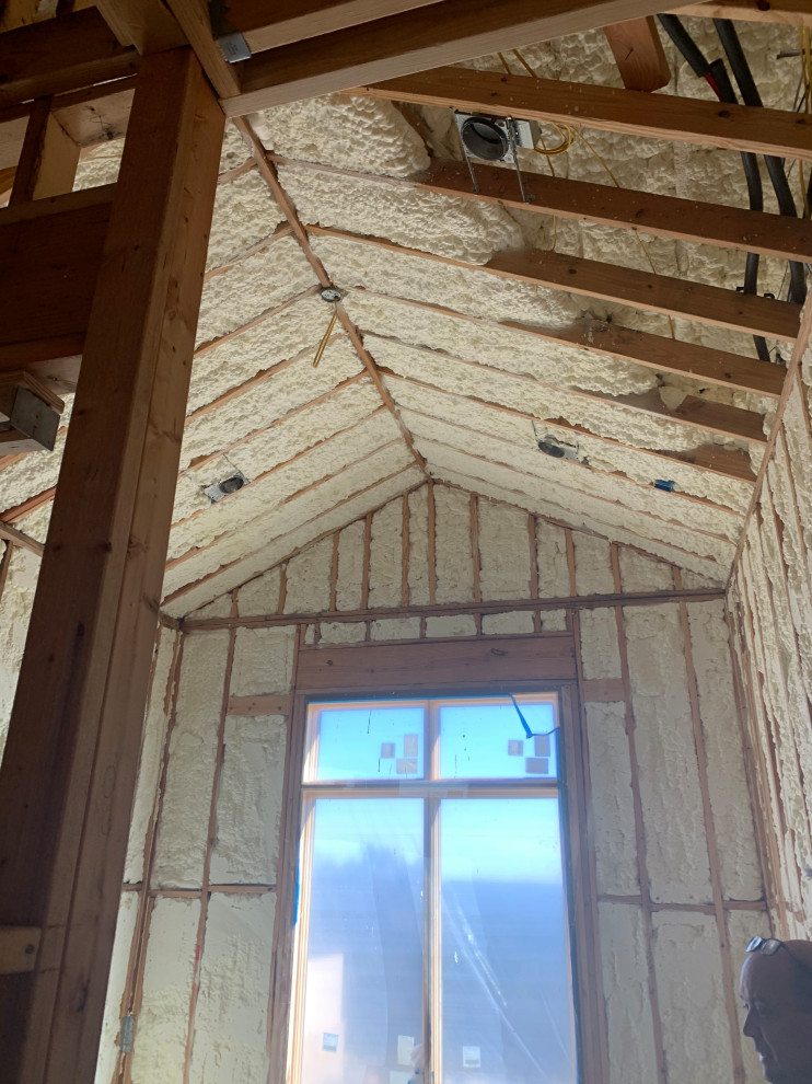 Inspiration for a transitional home design remodel in Austin