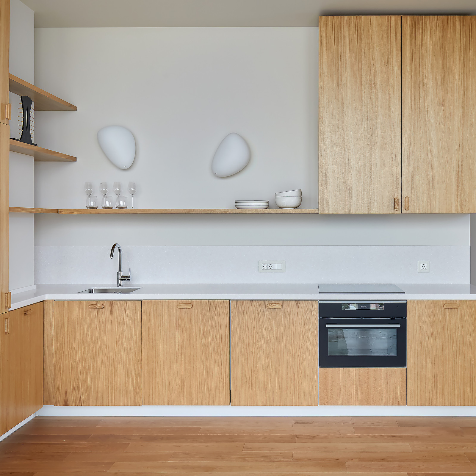 Квартира в Москва-Сити 2 (бежевое дерево)