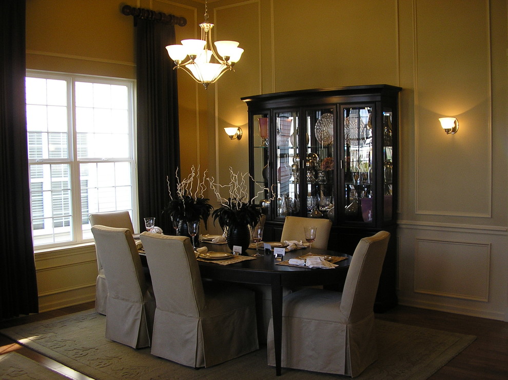 Transitional dining room photo in Chicago