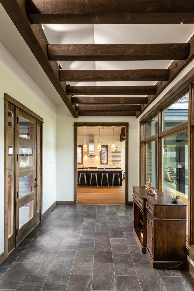 Entryway - rustic entryway idea