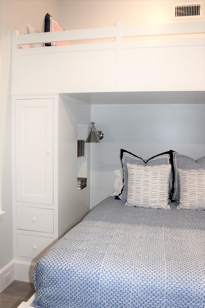 Elegant home design photo in Boston