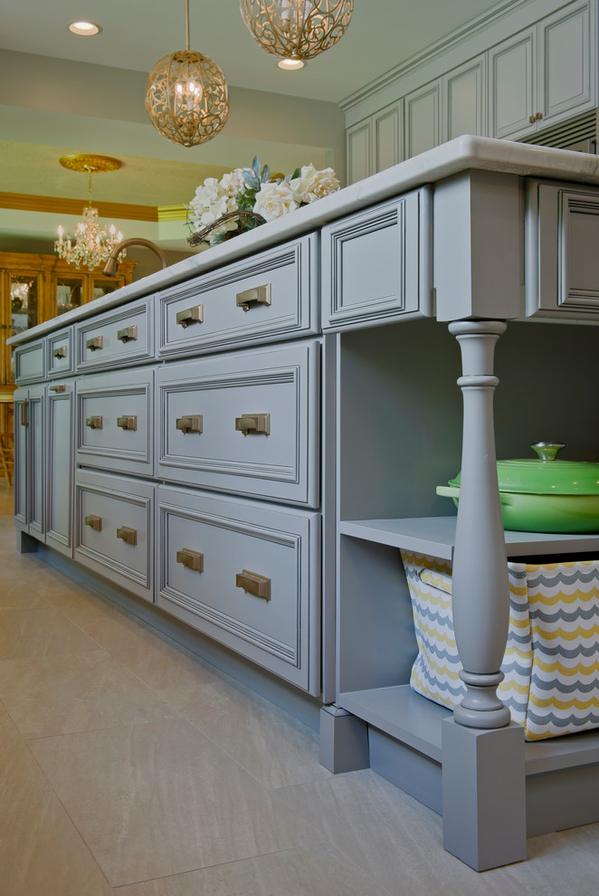 Kitchen - transitional kitchen idea in Baltimore