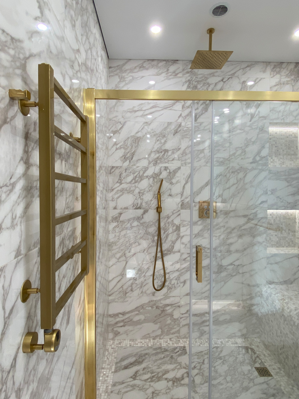 SOARING HOUSE Проект двухкомнатной квартиры