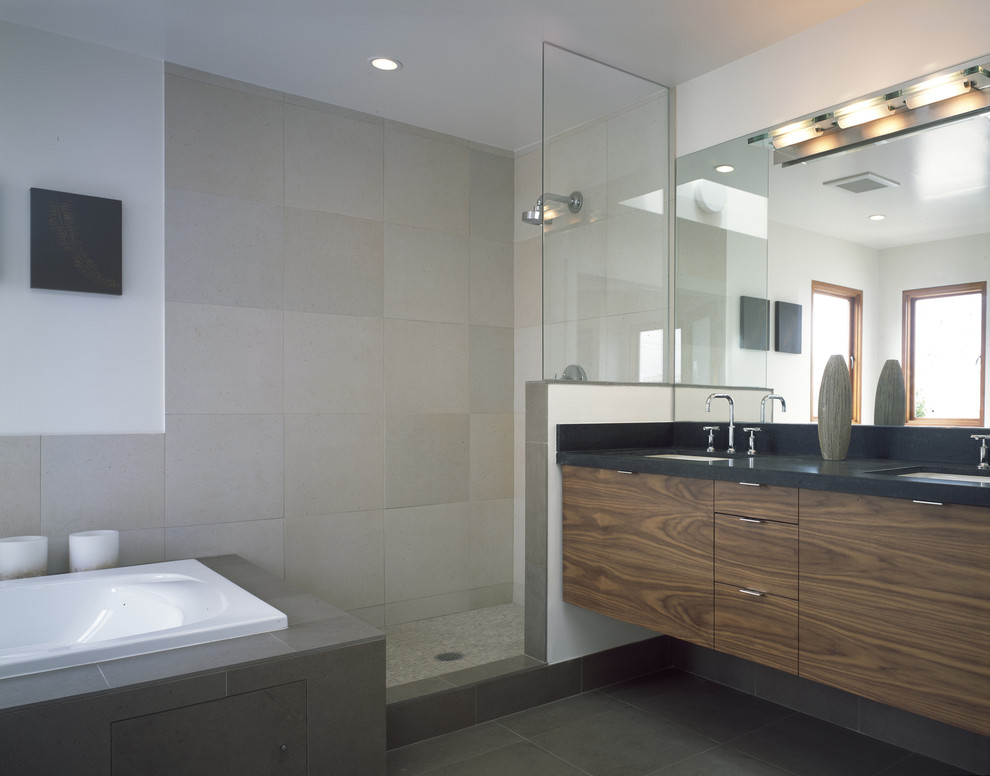 Photo of a modern bathroom in San Francisco with an open shower and an open shower.
