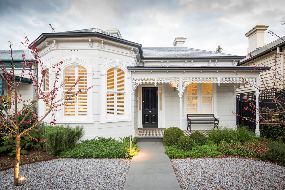 Inspiration for a traditional white exterior in Melbourne.