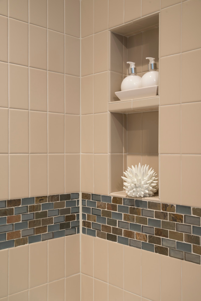 Bathroom - transitional bathroom idea in DC Metro