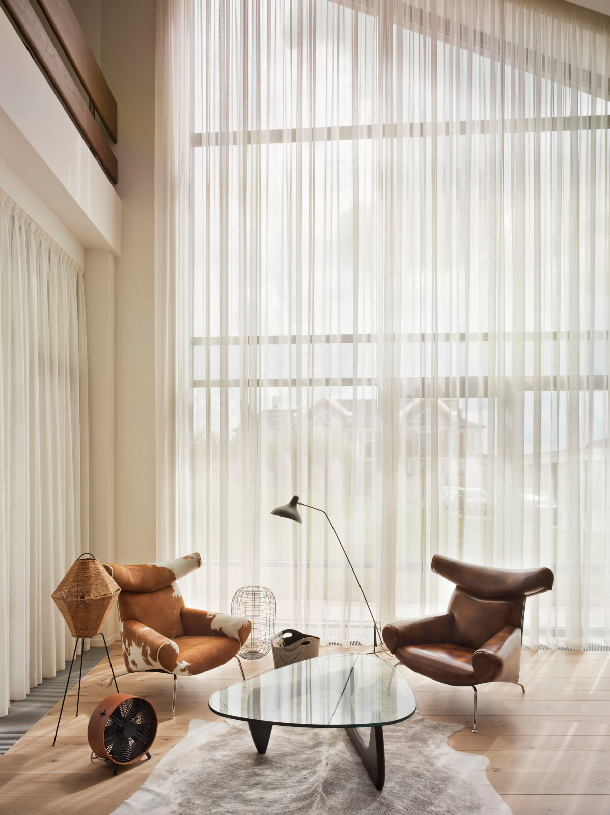 Дом-Питон в в коттеджном поселке «Никольская Слобода» по Новорижскому шоссе.