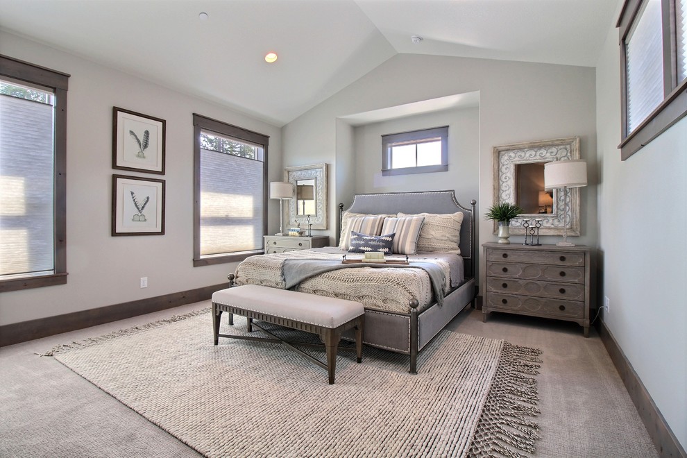 Photo of an expansive arts and crafts guest bedroom in Portland with grey walls, carpet and beige floor.