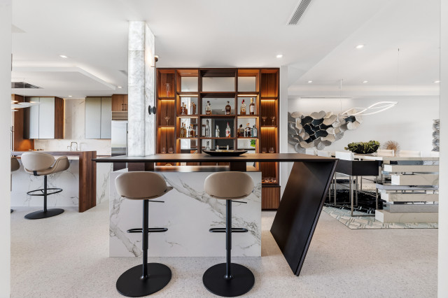 Coastal Retreat modern-hausbar