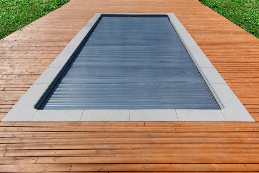 Роллетное покрытие для бассейна