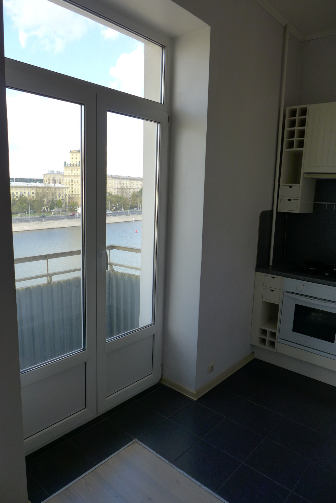 Квартира на Саввинской набережной